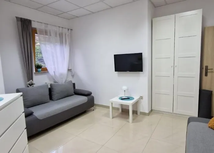 Rodzinne Zacisze - Dla 8 Osób - Pet Friendly - Dwie Osobne Sypialnie Z Parkingiem - Space Karpacz