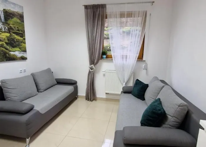 Apartament Rodzinne Zacisze - Dla 8 Osób - Pet Friendly - Dwie Osobne Sypialnie Z Parkingiem - Space